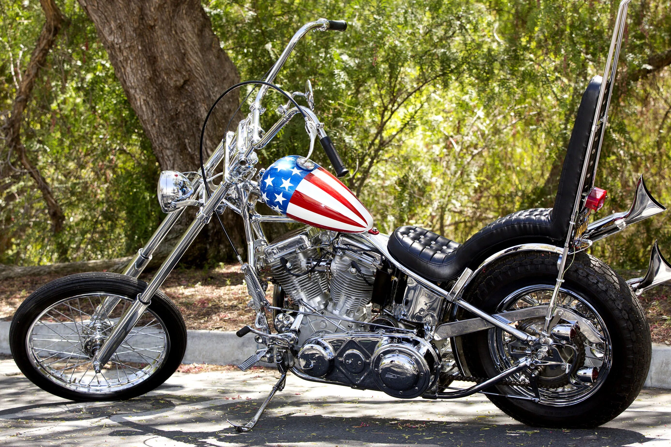 Peters bike. Мотоцикл Капитан Америка Беспечный ездок. Мотоцикл Harley Davidson Chopper. Беспечный ездок чоппер. Харлей Дэвидсон - чоппер Райдер.
