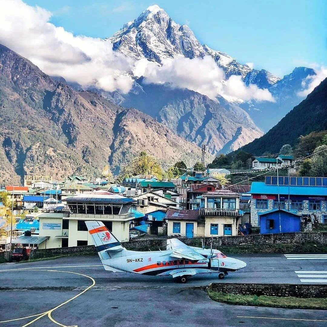 Лукла Непал. Аэропорт Lukla Непал. Лукла Эверест. Лукла Непал поселок. Аэропорт лукла