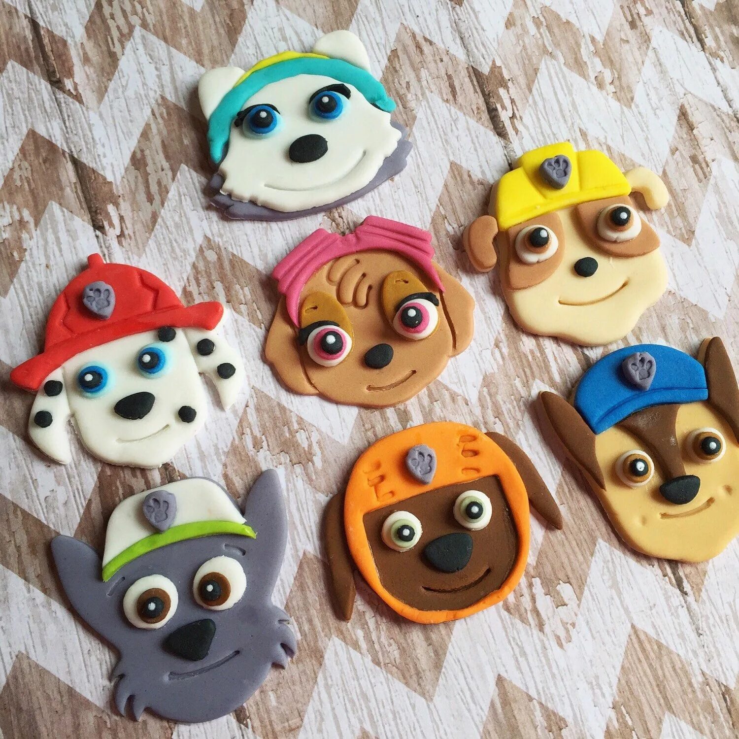 Скай щенячий патруль на мастике. Фигурки из мастики щенячий патруль мк. Ская щенячий патруль фигурка из мастики. Лепим щенячий. Лепим щенячий патруль.