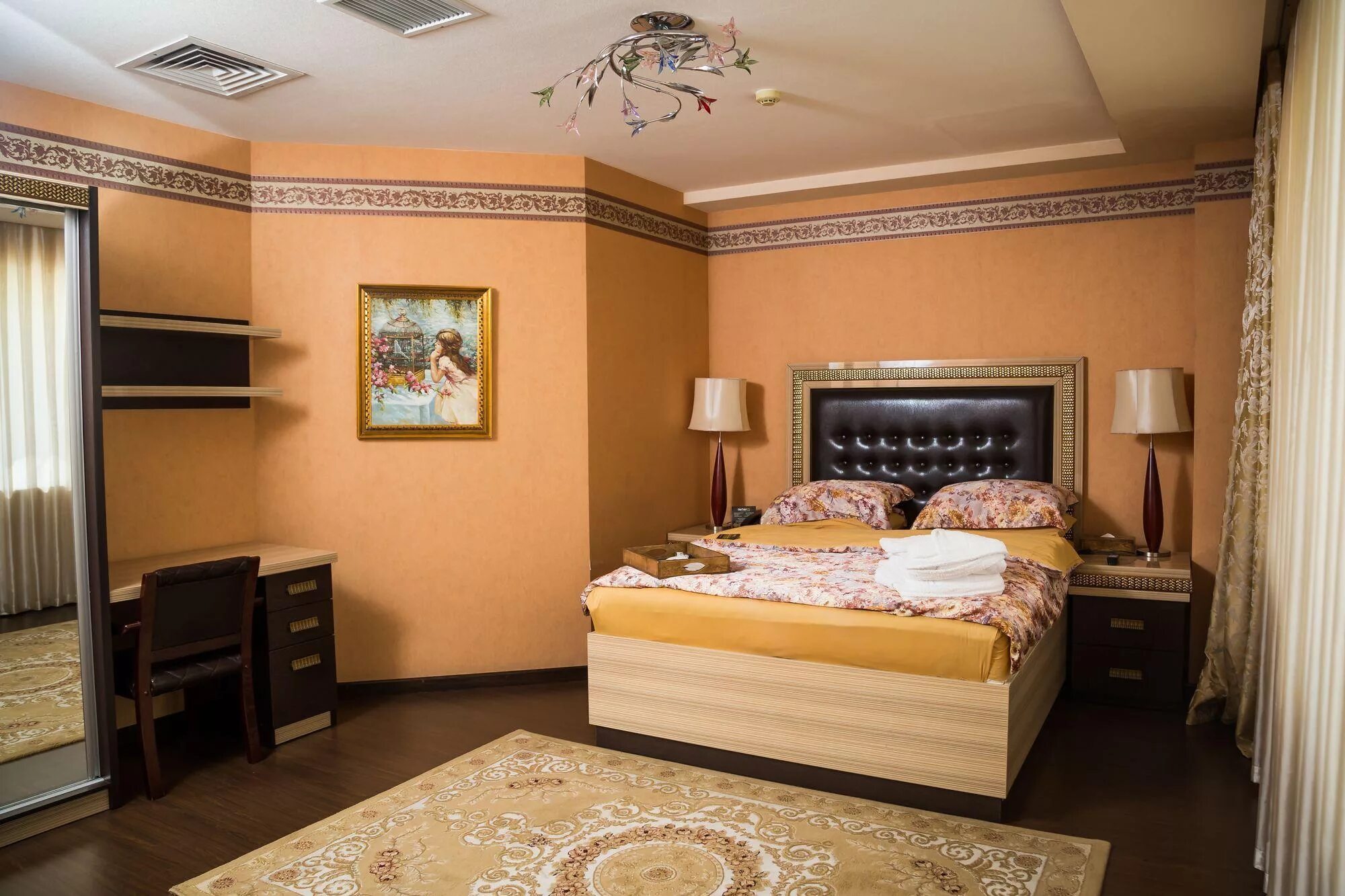 Гостиница leader в ташкенте. Палас отель ташкент. Ташкент отели. Art отель ташкент. Tashkent palace hotel амира тимура.