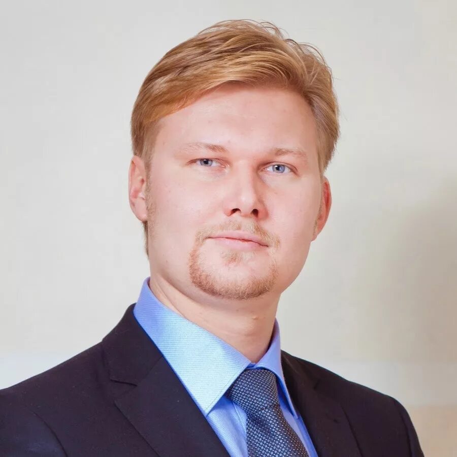 Блоггер экономист. Павел усанов. усанов павел валерьевич. усанов экономист. павел анатольевич усанов.