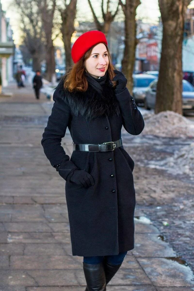 Какая шапка подойдет к пальто. Берет с пальто. шапка к пальто женское. шапка под пальто. шапка под пальто женское.