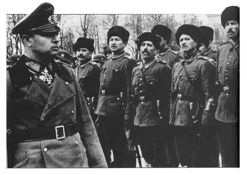 Немцы о власовцах. Парад роа псков 1943. Роа власовцы. Роа власовцы. Роа власовцы.