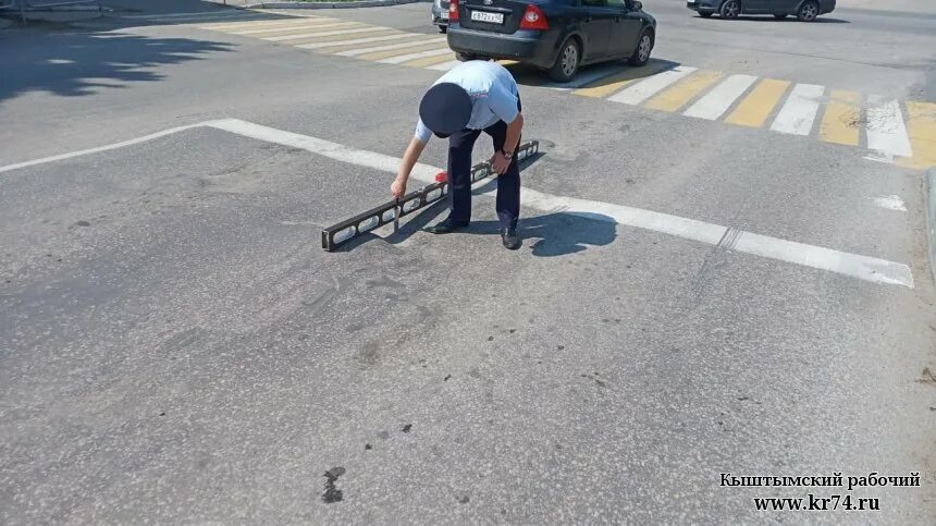 Приставы серпухов. Гибдд кыштым. Анатолий панов кыштым. Фото сотрудника гибдд. Профилактическое мероприятие ремень безопасности.