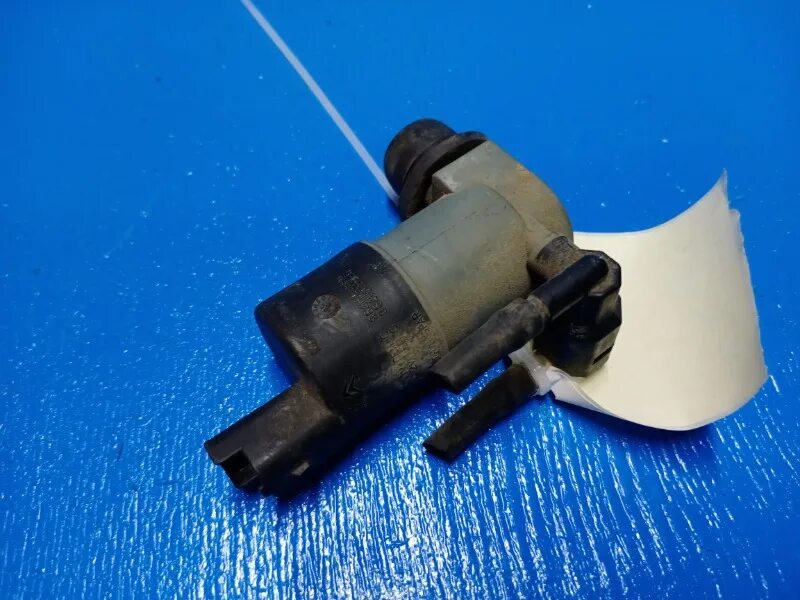 рено лагуна 1 форсунки омывателя. 5215801. форсунки омывателя лобового стекла рав 4. Nissan qashqai j10 не брызгает задний омыватель. насос омывателя лобового стекла nissan qashqai j10.