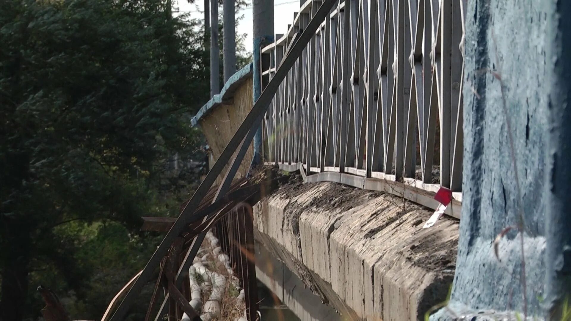 Томск мост. Рухнул подвесной мост. Я строил этот мост чтобы не упасть. Обрушение моста. 2022 мост симферопольское шоссе.