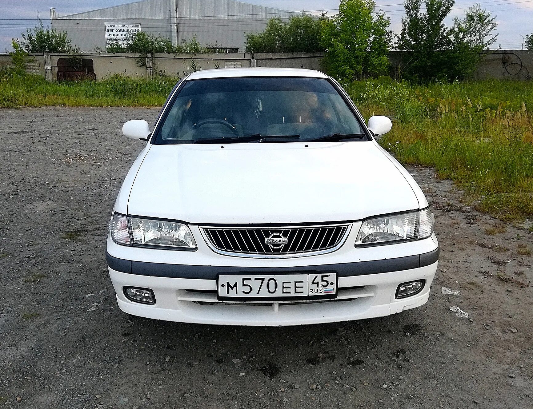 Ниссан санни 2001г. Nissan Sunny 2001. Ниссан Санни 2001 года. Ниссан Санни 2001 1.8.