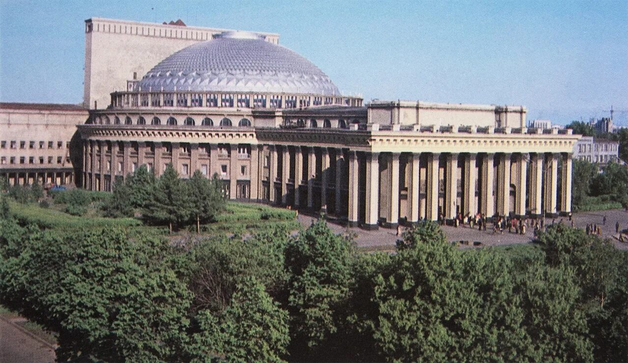 Новосибирск 1978 год. Оперный театр в новосибирске 50 е годы. оперный театр новосибирск 1970 год. театр оперы и балета г,донецк 1978 год. оперный театр новосибирск фото 1980.