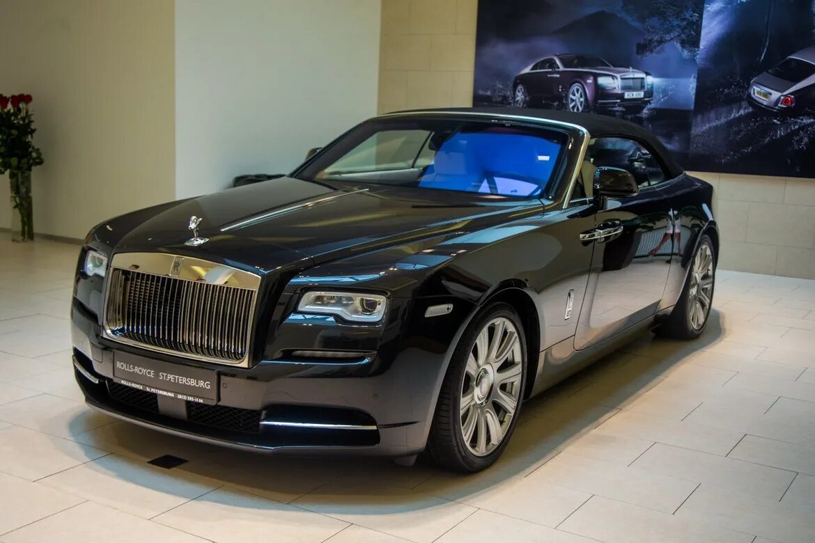 Роллс ройс драйв. Роллс Ройс Фантом купе. Rolls Royce Ghost Coupe. RR Phantom Drophead. Роллс Ройс Ройс купе.