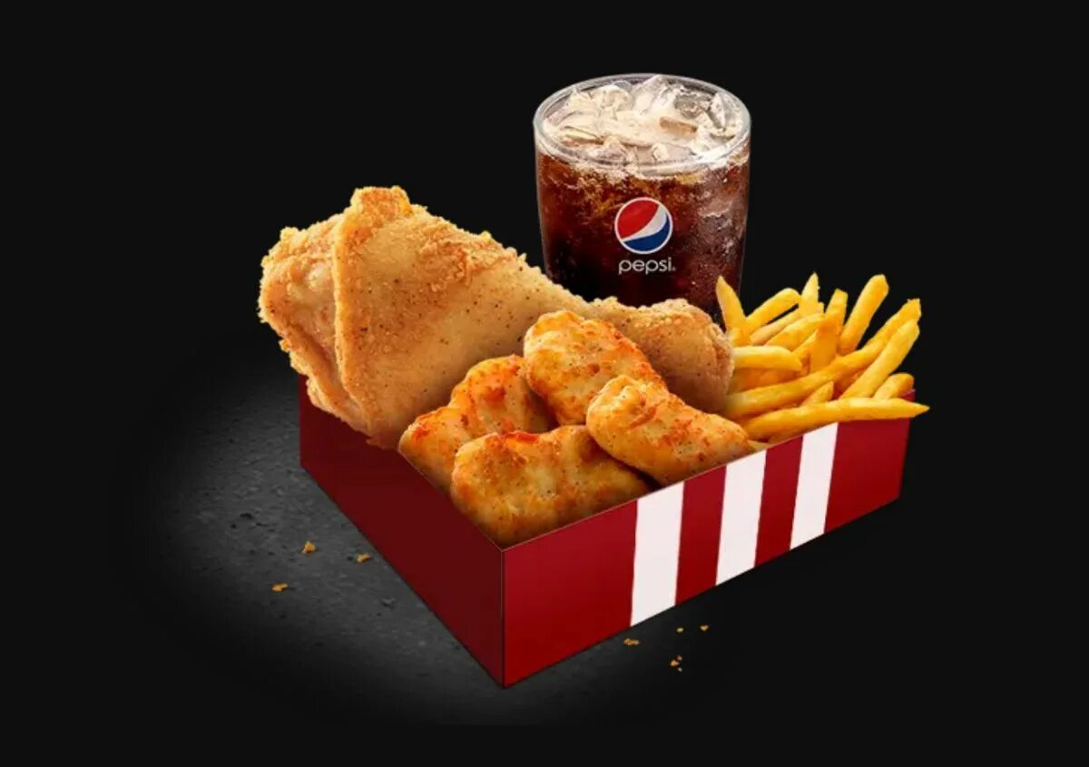 KFC Чикен наггетсы. Коробка Чикен Макнаггетс.