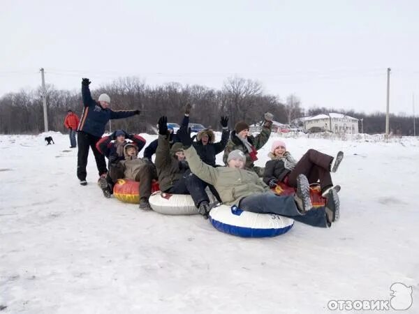 Донгор в семилуках тюбинги. Гора донгор воронеж. Донгор турбаза. Донгор тюбинг. Донгор воронеж горнолыжный курорт семилуки.