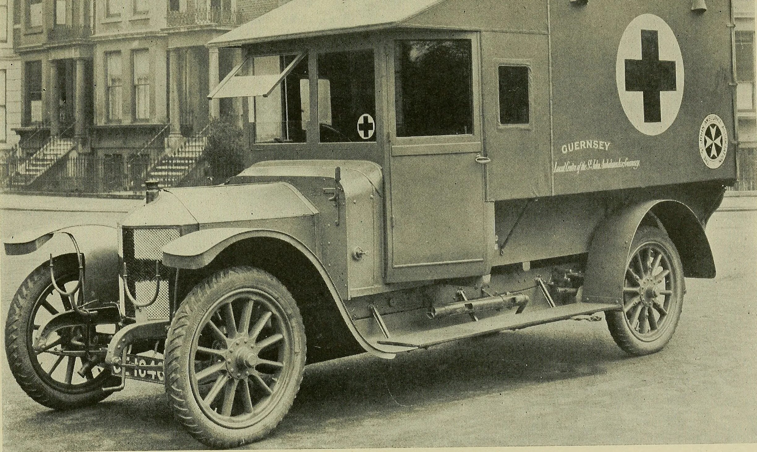 Автомобили первой мировой. Грузовой Ford t 1917. Ford t Ambulance 1917. Renault Type AG 1910. Грузовик Рено 1 мировой войны.