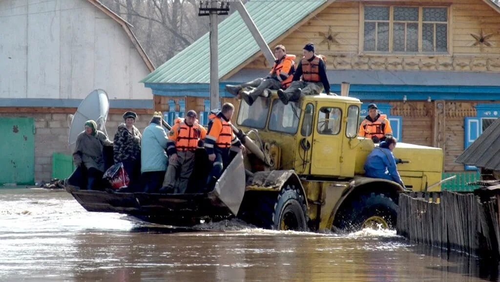 Аср при наводнении. Паводок. наводнения в россии. эвакуация при наводнении. эвакуация населения при наводнении.