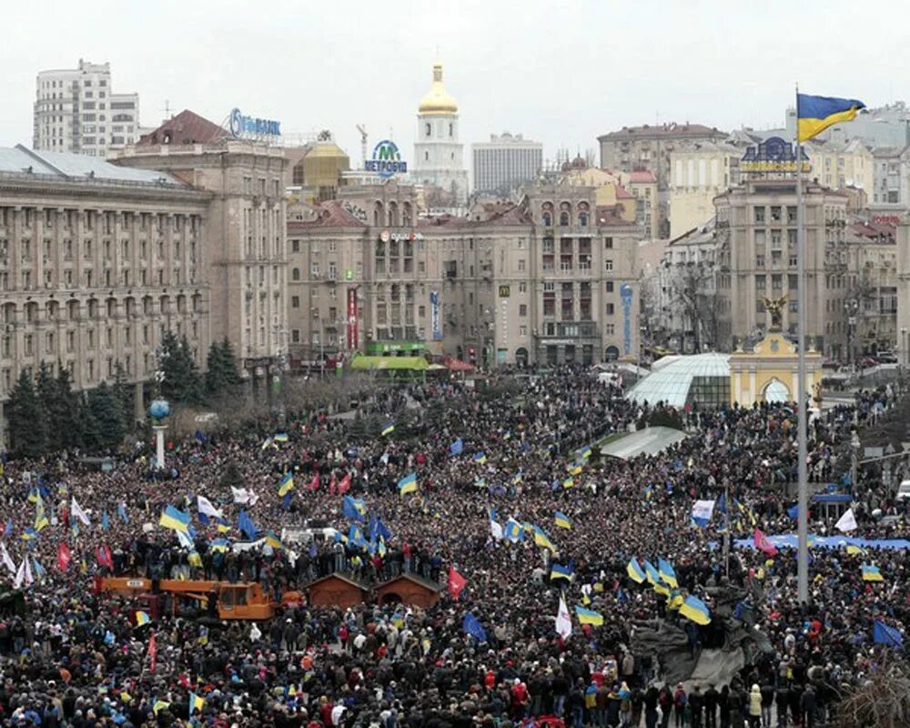 В контакте киев украина. Киев Майдан. Площадь независимости Киев. Украина Киев.