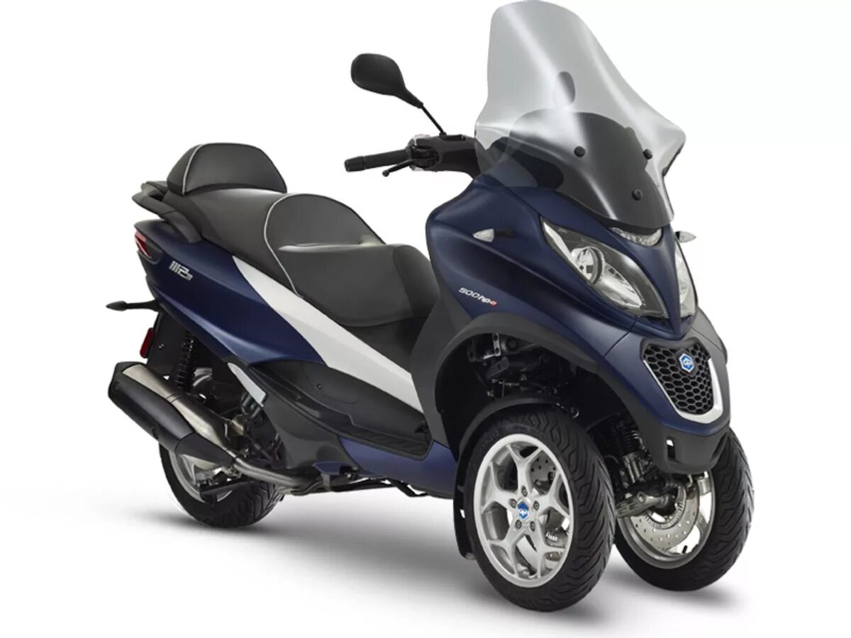 Piaggio mp3. Piaggio mp3 Hybrid. Трехколесный скутер. Трехколесный двухместный скутер. Трицикл двухместный бензиновый