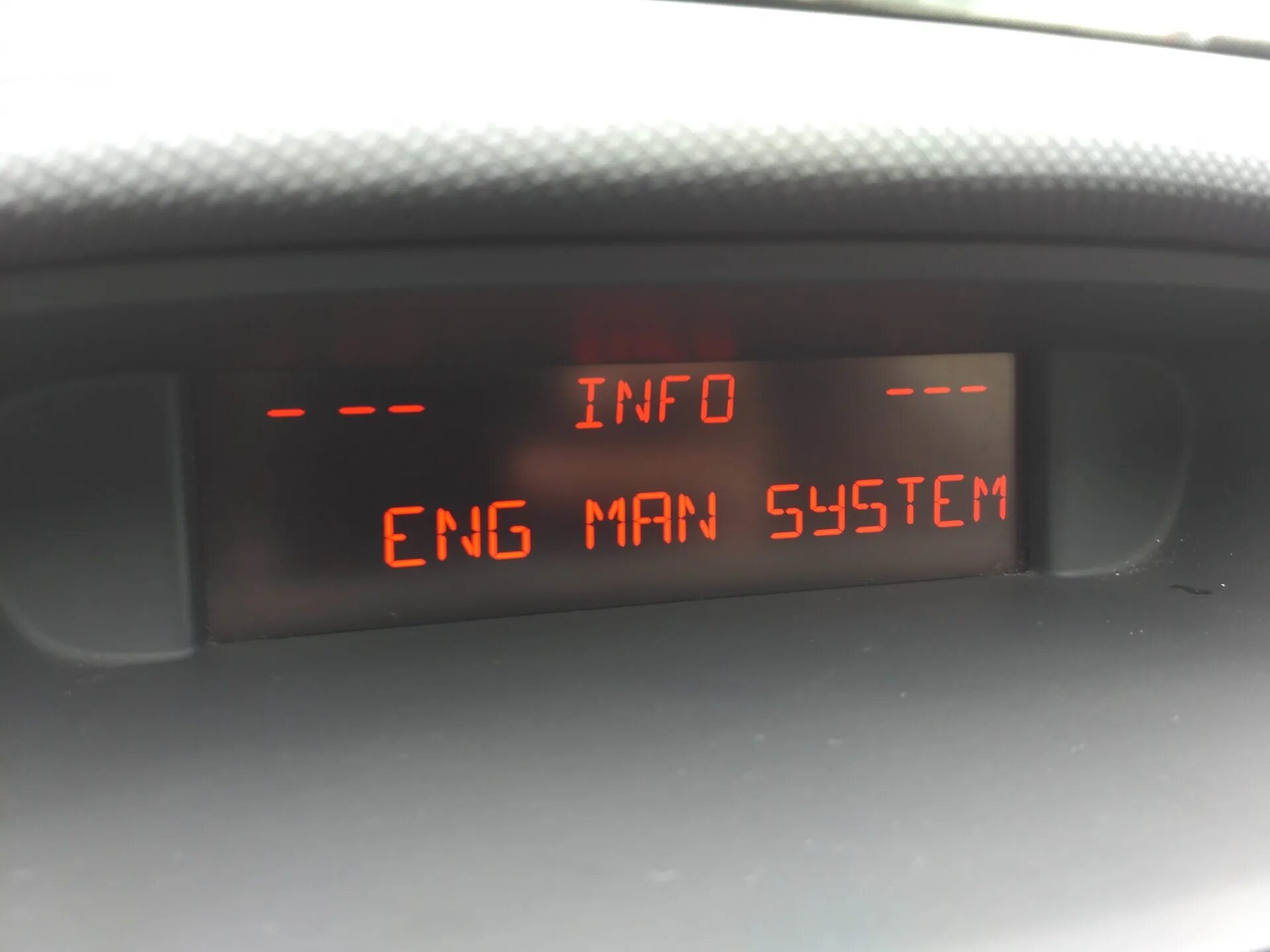 Eng man system. Пежо 207 eng man system faulty. antipollution system faulty peugeot 308 что это. antipollution faulty на пежо 308. peugeot 308 depollution system faulty.
