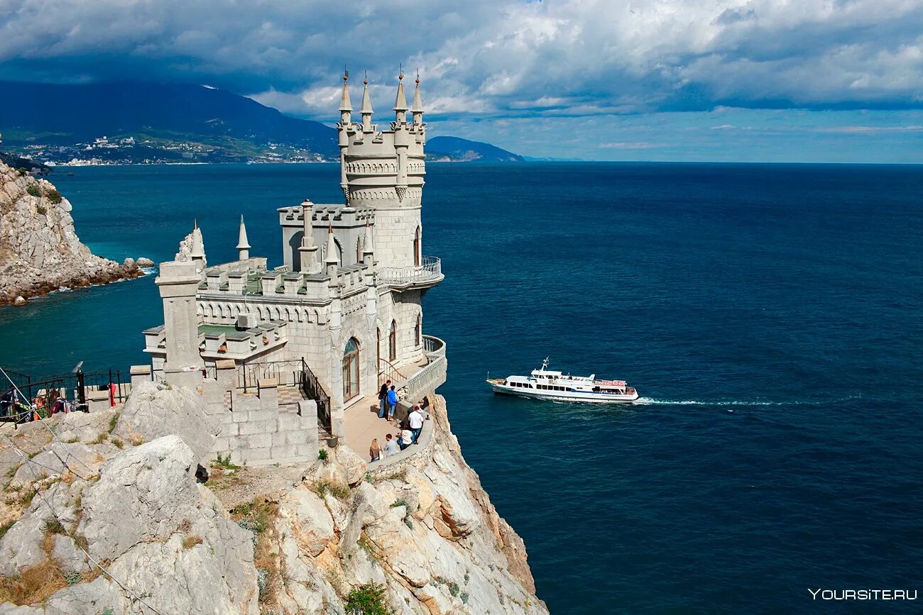 Где красиво в крыму. Гаспра Ласточкино гнездо. Замок Ласточкино гнездо в Крыму. Севастополь Ласточкино гнездо. Ласточкино гнездо (пос. Гаспра, г. Ялта).