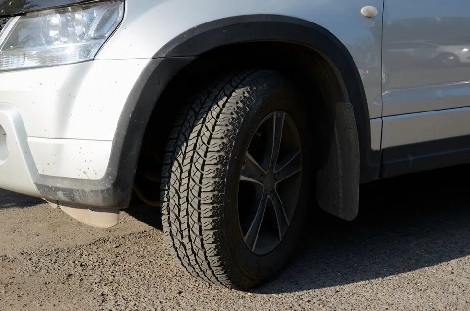 Vitara шины. Grand Vitara резина 225 70 17. 225/65 R17 на Гранд Витара. Сузуки Гранд Витара 225 70 17. Шины на Сузуки Гранд Витара.