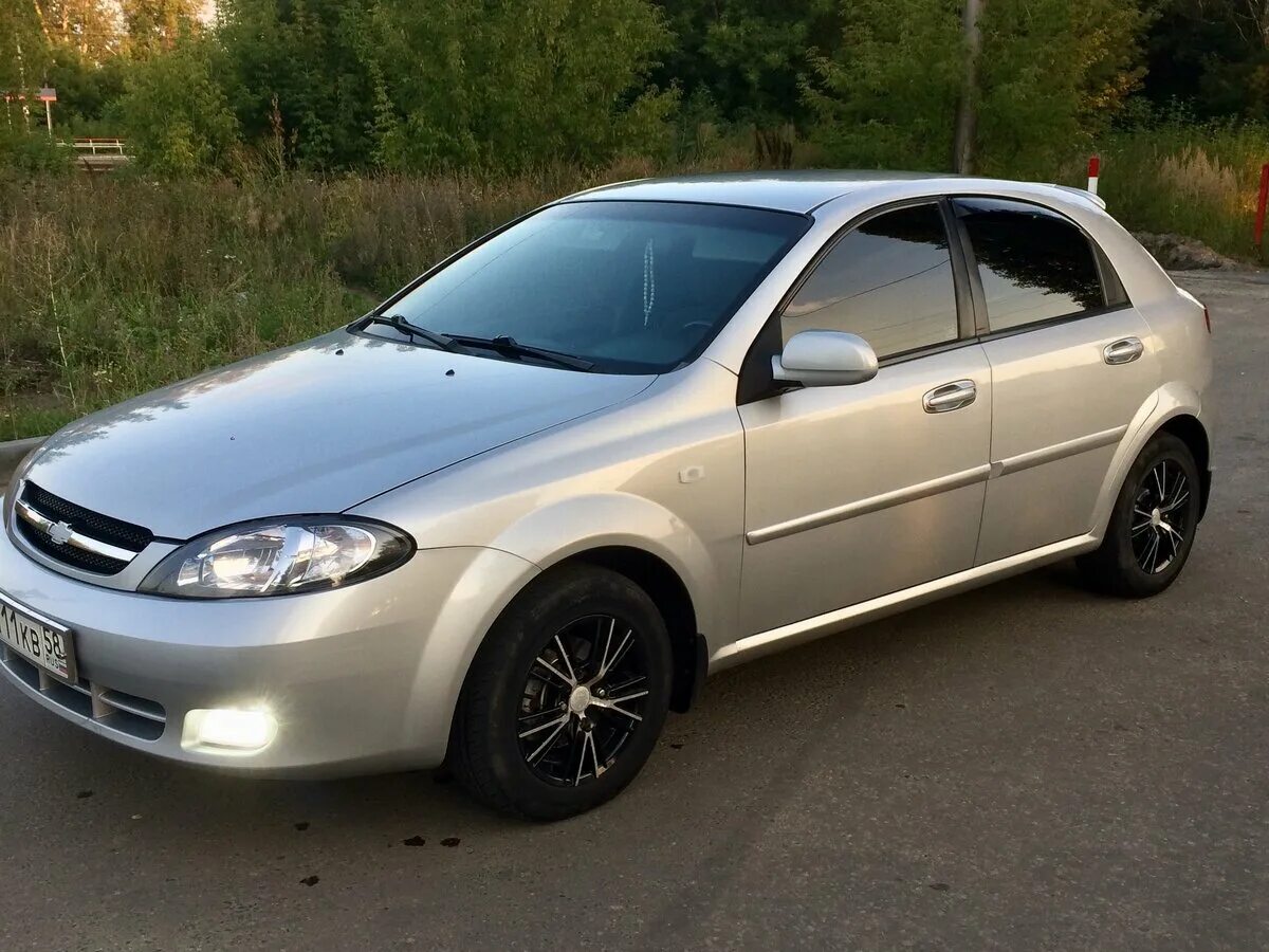 Шевроле лачетти хэтчбек 2008 года. Chevrolet Lacetti хэтчбек 1.6. Шевроле Лачетти хэтчбек 2008. Шевроле Лачетти хэтчбек 1.6 2008. Chevrolet Lacetti 2008 хэтчбек 1.6.