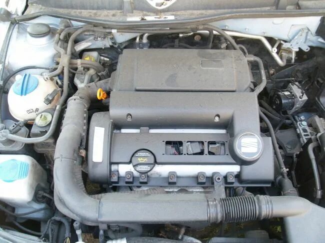 4 двигатель. Volkswagen golf 4 1. Теплообменник двигателя golf 1. Гольф 4 мотор 1. Vw golf 4 1.