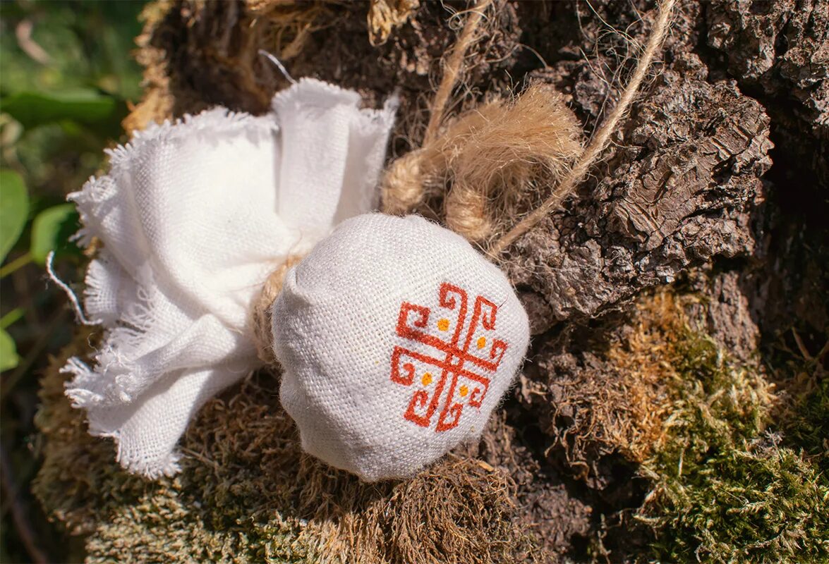 чувашский оберег. обережная вышивка чуваш. татарские обереги. чир макошь. чувашские обереги с вышивкой.