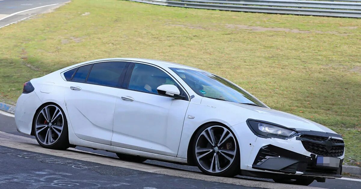 Опель инсигния 2025 года. Опель инсигния 2025. opel insignia opc 2025. opel insignia opc 2017. опель инсигния 2019.