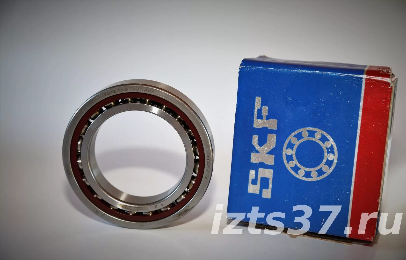 Подшипник какой фирмы. SKF 7206 CDGA/p4a. Подшипник SKF FAG INA. Подшипник 7016е. Подшипник 7215 CDGA p4 a.