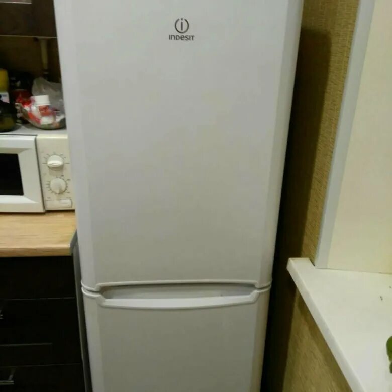 Холодильник Индезит в16 025. Холодильник Индезит 16. Индезит b