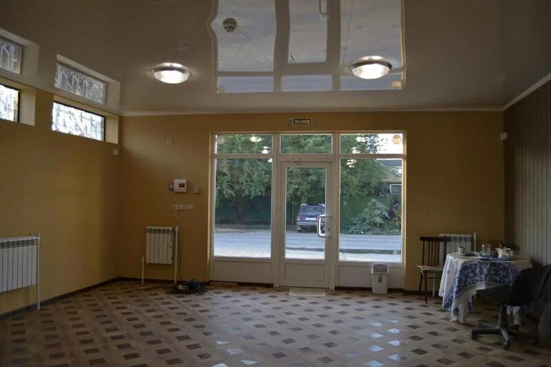 квартира под коммерцию. сдаю под коммерцию. аренда помещения. краснодар ким дом 1. аренда коммерческого помещения краснодар.