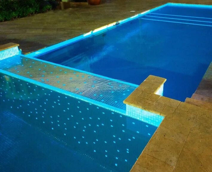 Dark pool. Керамогранит для бассейна на улице. пул колор для бассейна. dark swimming pool. dark pools.