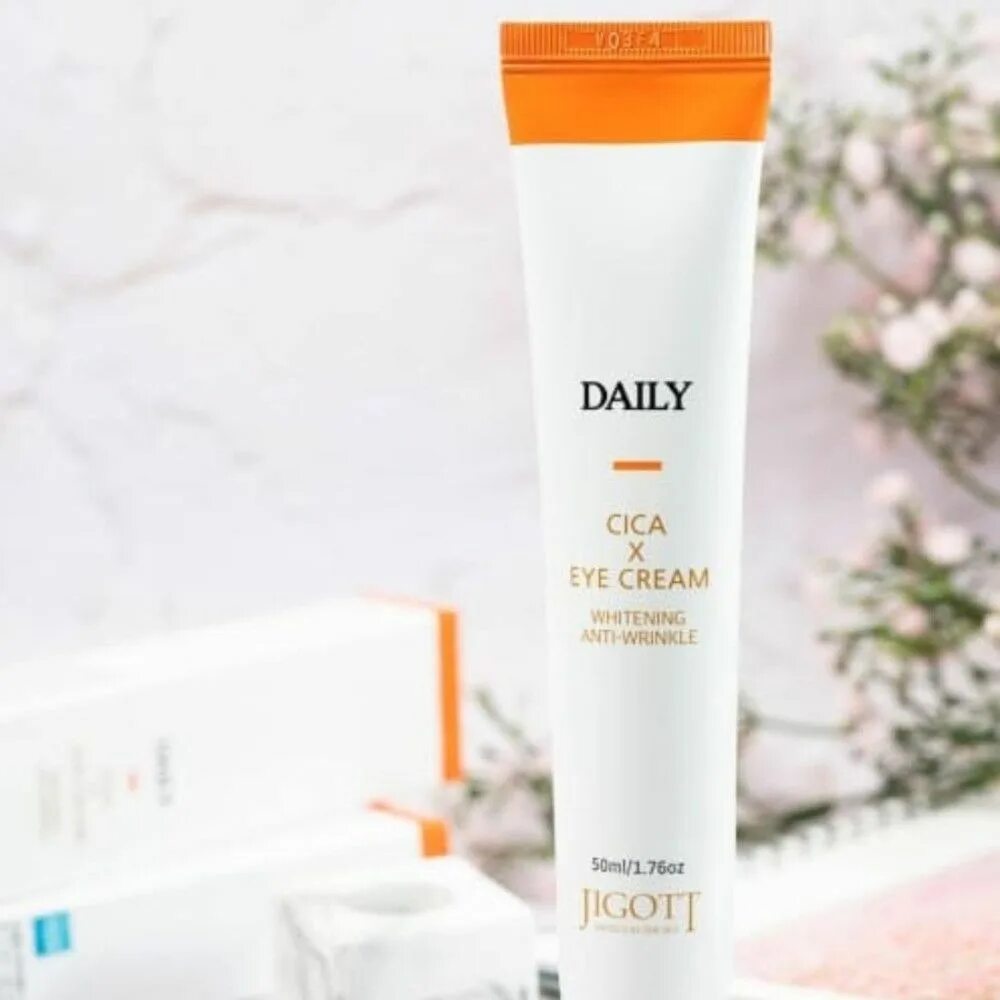 Daily real. Jigott daily real cica cream. крем для лица с азиатской центеллой jigott daily real cica cream 150ml. [jigott] крем для лица увлажняющий центелла daily real cica water drop tone up cream, 50 мл. daily cica отзыв.