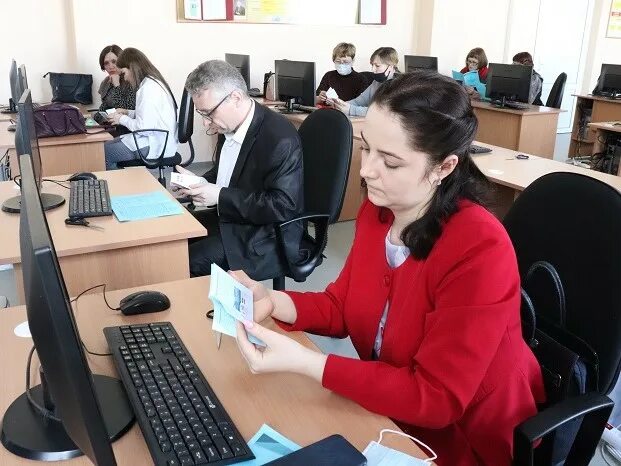 Вакансии в школах иркутска. Вакансии в школах иркутска. Вакансии в школах иркутска. 19 школа иркутск. Вакансии в школах иркутска.