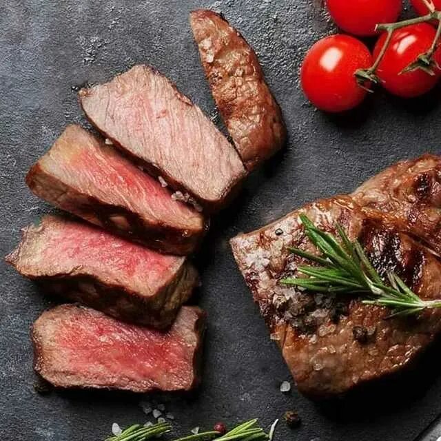 Стейк рибай блэк ангус. Нежные стейки из говядины. Стейк by steak. Сирлоин-стейк. Нежные стейки из говядины.