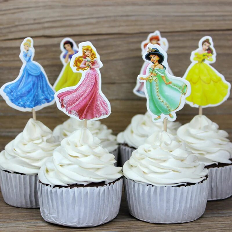 Топперы из сахарной бумаги. Торт с фигурками. Капкейки с принцессами. Вафельные фигурки для торта. Сахарные фигурки для украшения торта.