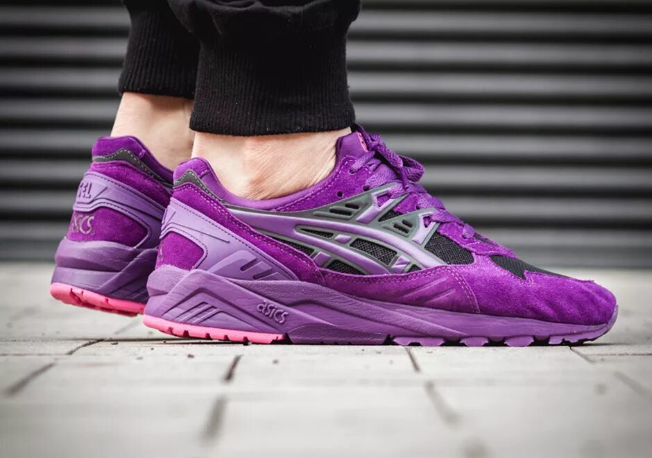 Asics блоггер. Asics gel kayano purple. asics gel kayano trainer borealis purple. asics gel kayano 6. asics gel kayano фиолетовые.