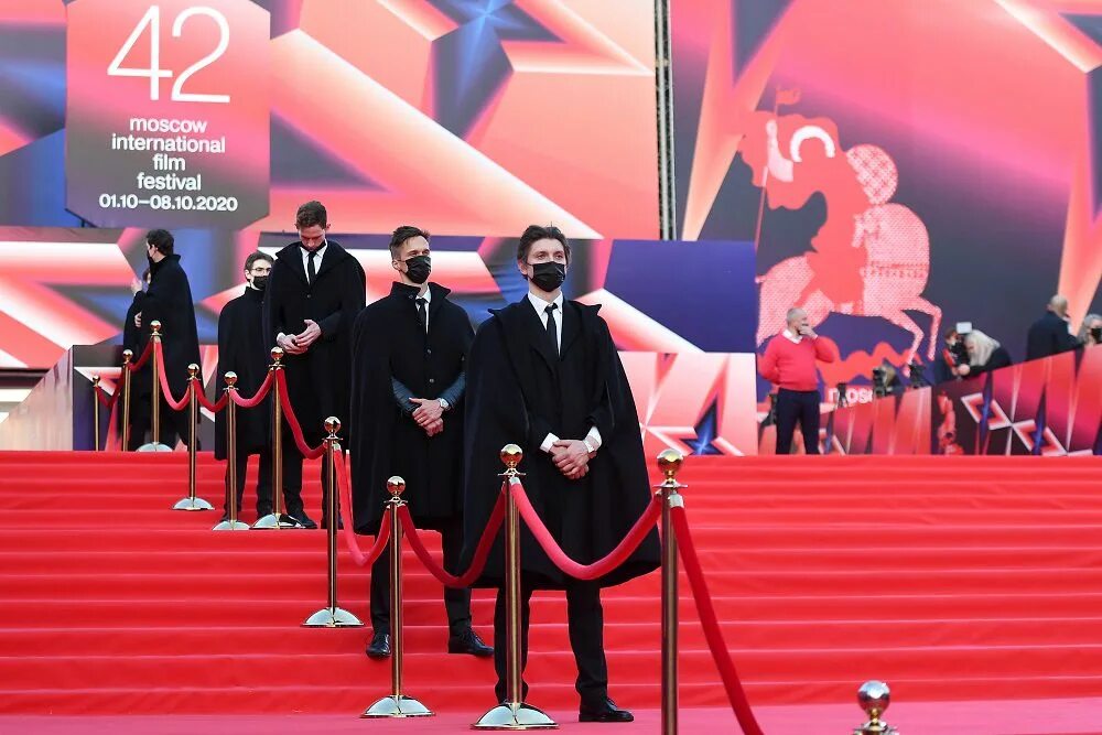 Железноводск кинофестиваль 2021. Железноводск кинофестиваль 2021. Иван кудрявцев ммкф. Кинофестиваль 17 мгновений. Макеева на ммкф.