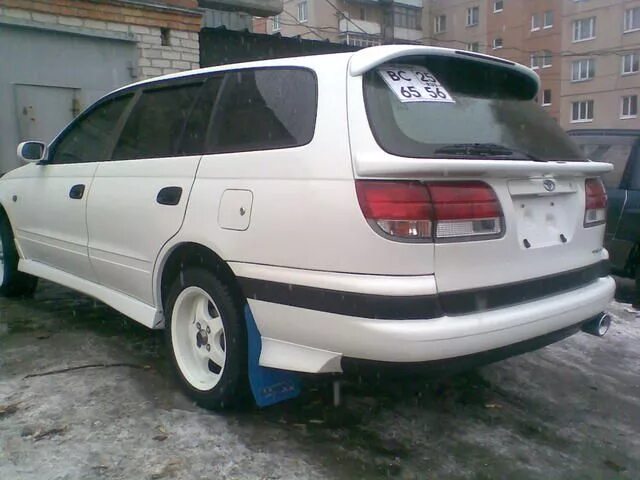 Тойота Калдина ст 190. Тойота Калдина универсал 1995. Тойота Калдина st195. Toyota Caldina белая 1995.