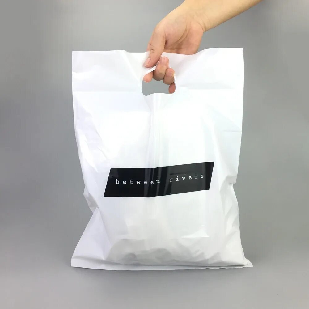 Packaging bags. Adidas пакет 100% recycled LDPE Bag. Полиэтиленовый пакет. Полиэтиленовые пакеты с логотипом. Стильные пакеты.