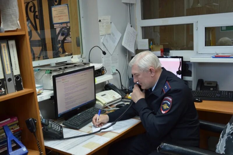 Дежурная часть дзержинский. Дежурной части МВД. День дежурных частей МВД. День образования дежурных частей. Дежурный.