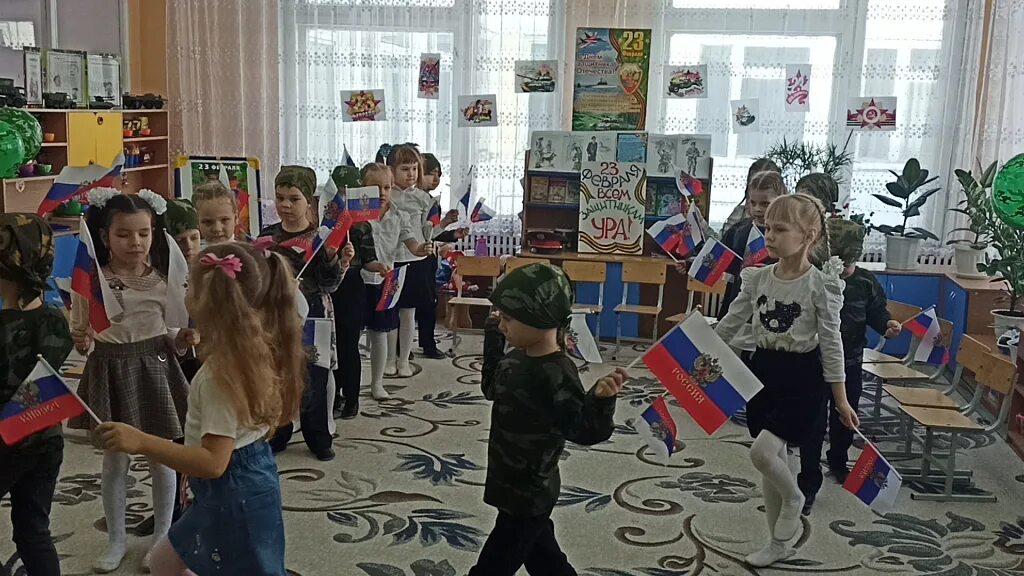Конспект занятия защитники отечества в младшей группе. Композиция к дню защитника отечества. защитники отечества занятие в подготовительной группе. день защитника отечества для детей. занятие в средней группе защитники отечества.