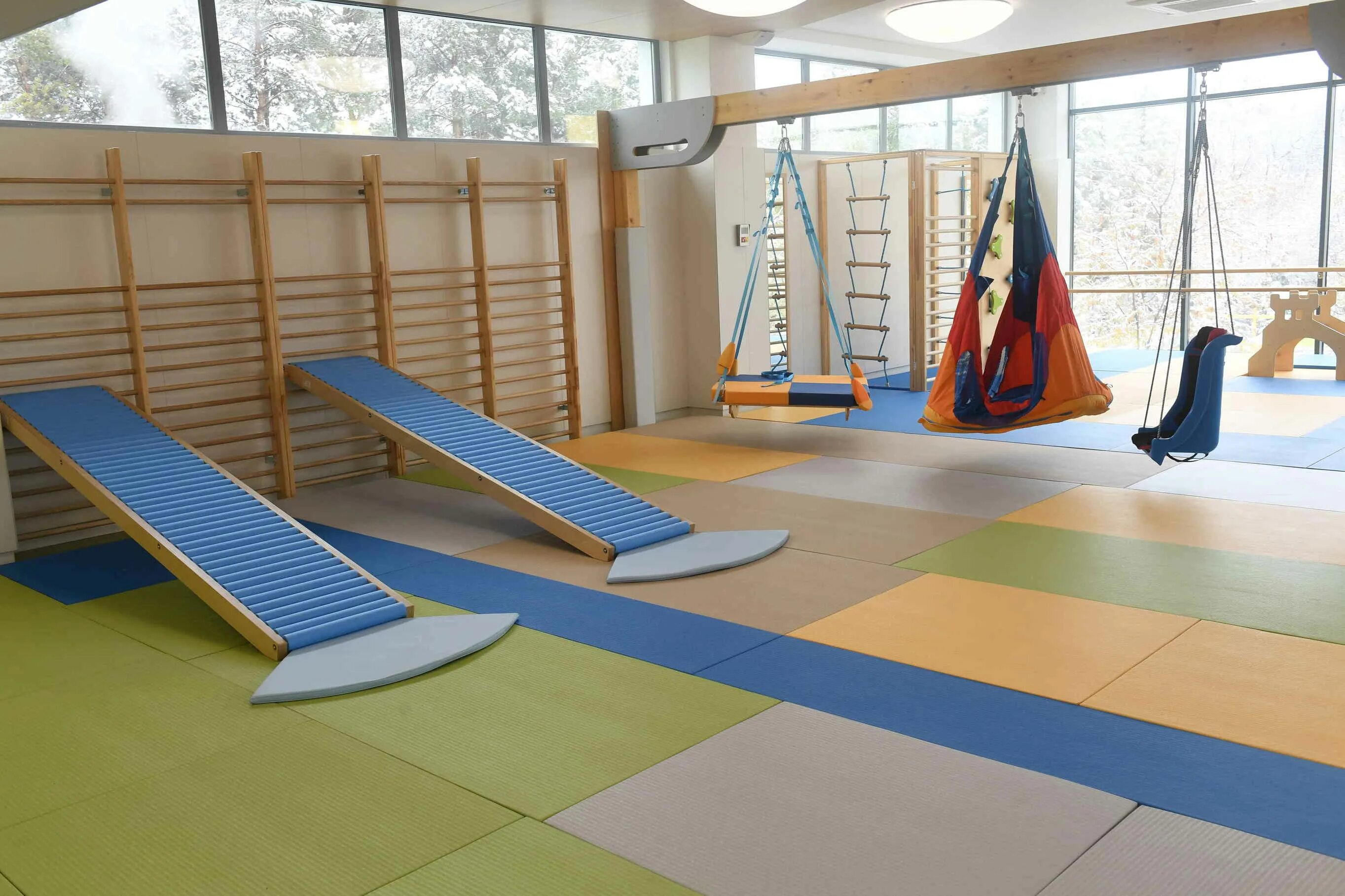 Центры реабилитации детей вакансии. Центр детской реабилитации. Реабилитация центр в лениногорск. Реабилитационный центр стерлитамак для детей инвалидов. Центр детской реабилитации.