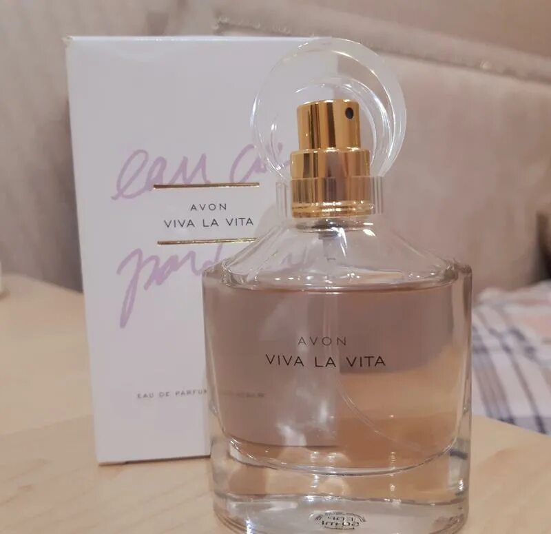 Avon vita. Духи Viva la Vita. Vita la Vita Avon духи. Viva Lavita духи.