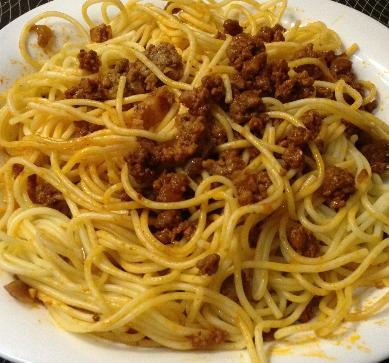 Макаронные изделия. Домашние макароны. Домашние макароны. Спагетти с сыром. Домашние макароны.