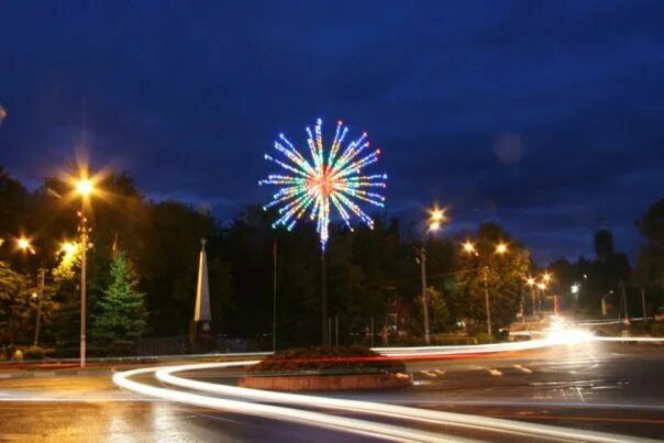 Площадь яхромы. Яхрома площадь. яхрома город. яхрома истра.
