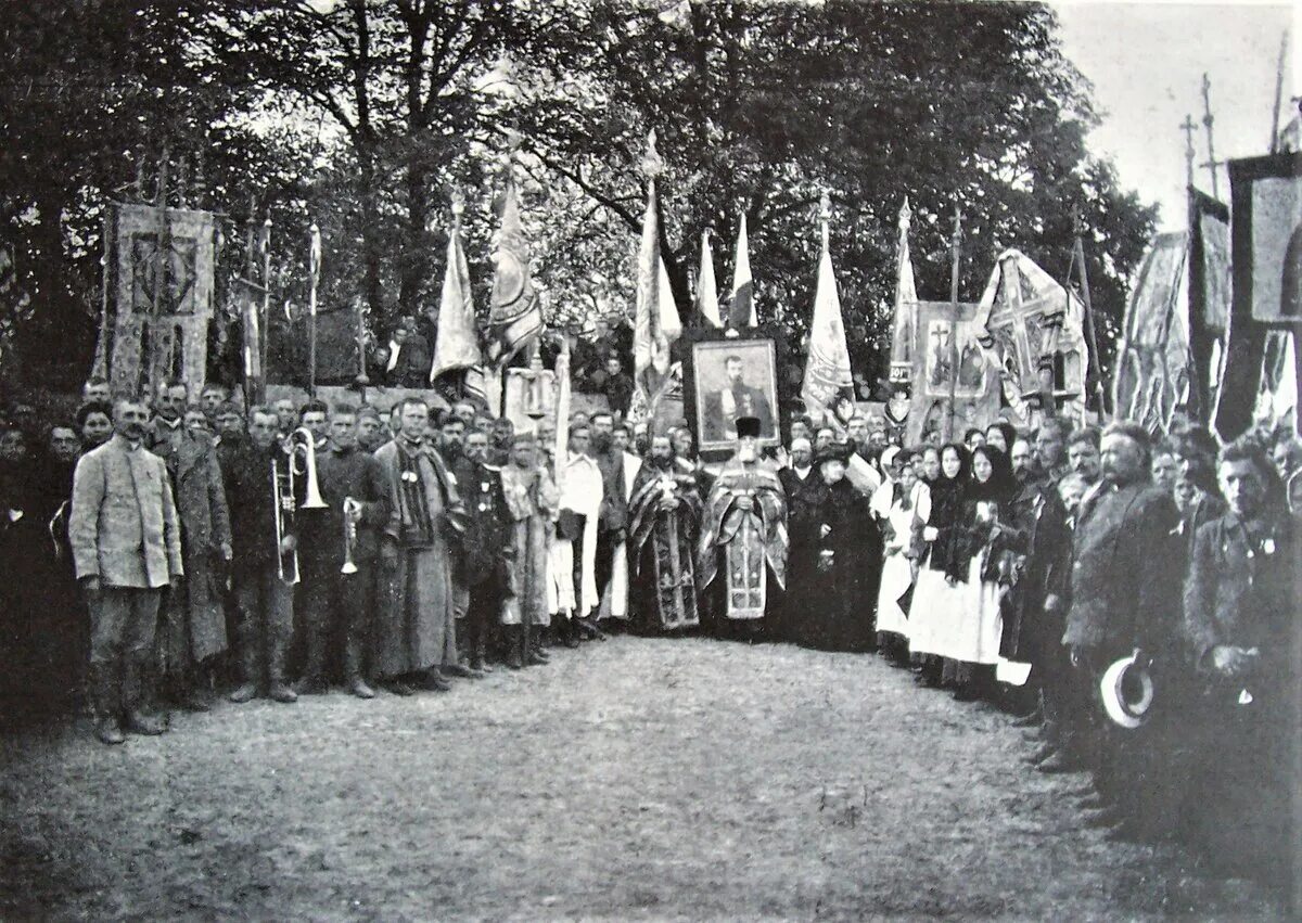 Черносотенцы 1905. Черносотенцы еврейские погромы 1905. Черносотенцы 1905. Черносотенцы погромы 1905. Черносотенцы еврейские погромы 1905.