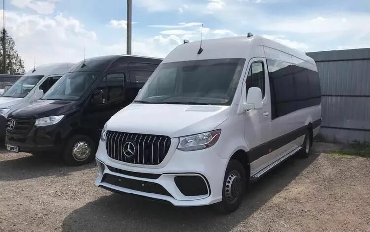 Спринтер 907 купить. Мерседес Спринтер 907 кузов. W907 Mercedes Sprinter. Мерседес Спринтер 907 пассажирский. Обвес Мерседес Спринтер 907.