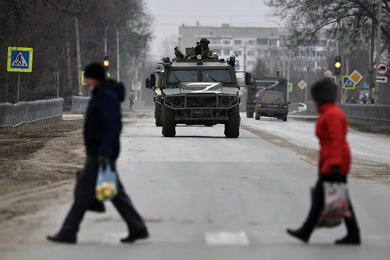 Ситуация 28 февраля. Ситуация 28 февраля. Митинг февраля 2022 новосибирск. Ситуация 28 февраля. События в киеве 24 февраля 2022 года.
