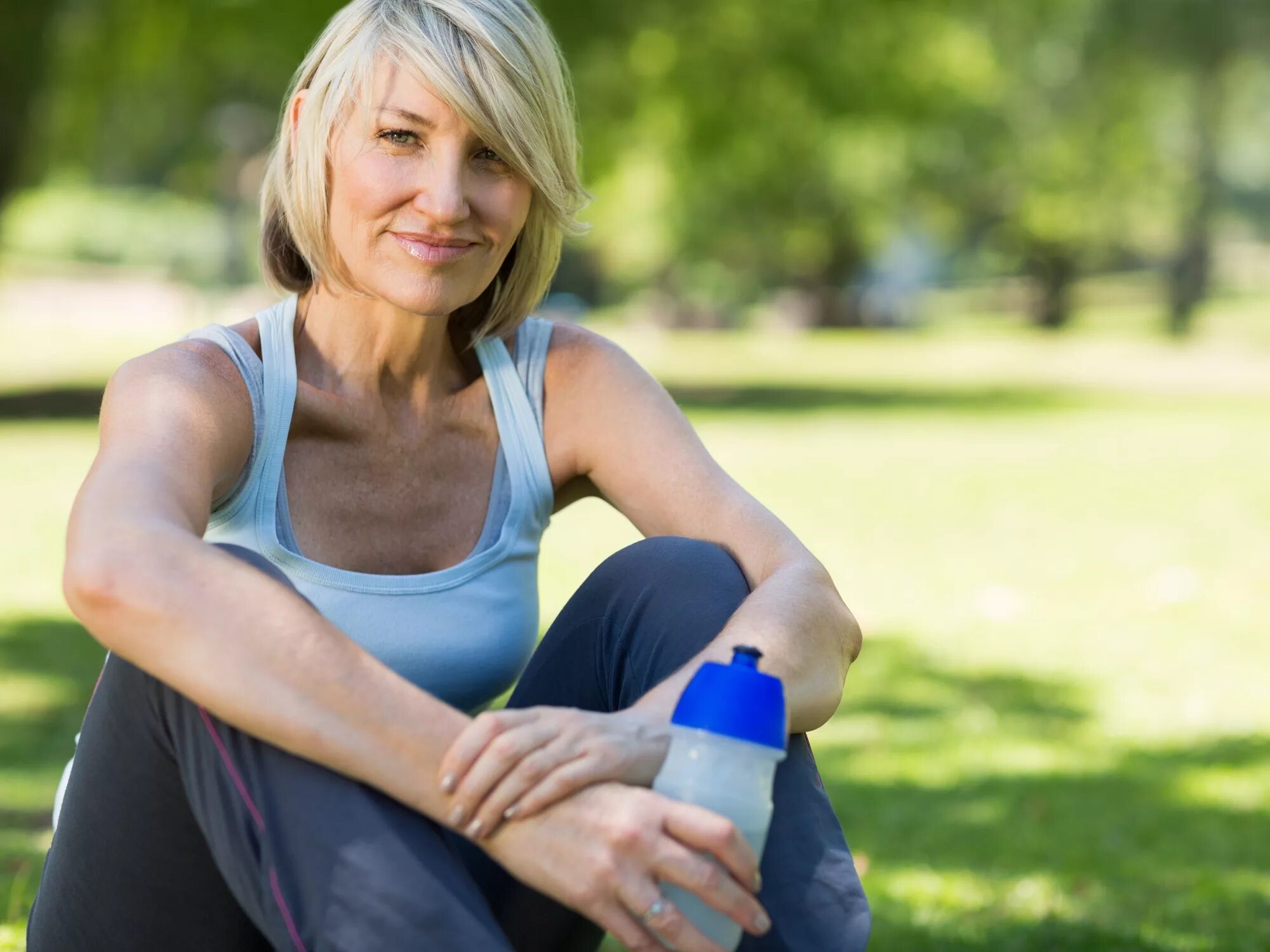 Кристи бринкли в 45 лет. Женщина старшего возраста. Кристи бринкли в молодости. Беременные женщины в возрасте. Женщина в возрасте занимается спортом.