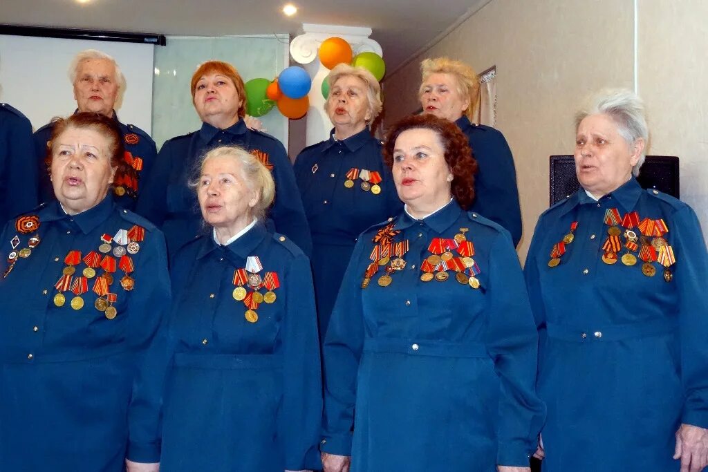 Боевая подруга. Исилькульская детская школа искусств фото. Хор боевые подруги волгоград. Хор боевые подруги волгоград. Хор боевые подруги волгоград.