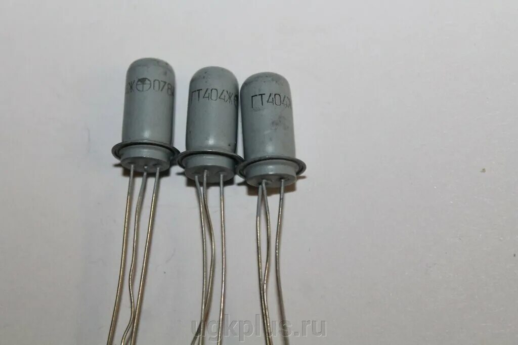 Гт-402 гт-404 гт-403. Гт 402 404. Транзисторы в корпусе кт-27 отечественные. Гт402б. Гт404 характеристики транзистора.